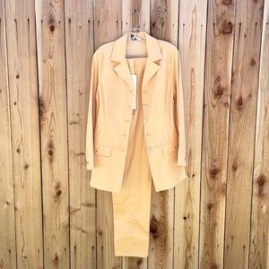 NWT St. John Sport Nectar Suit